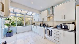 Kitchen- click for photo gallery